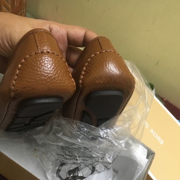 Authentic Michael Kors Fulton Moccasins (US 6.5, Colour Luggage/Tan) - Picture 13 of 16